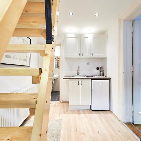 Large Apartment For Groups City Center Dist. VII Будапеща Екстериор снимка
