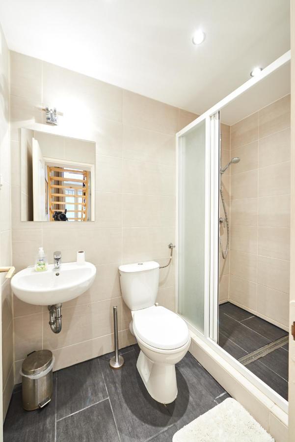 Large Apartment For Groups City Center Dist. VII Будапеща Екстериор снимка