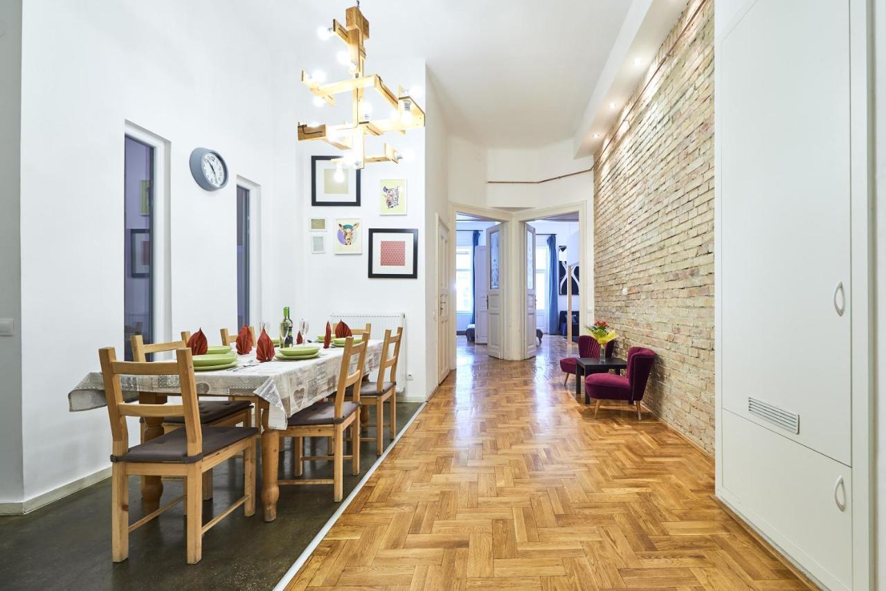 Large Apartment For Groups City Center Dist. VII Будапеща Екстериор снимка