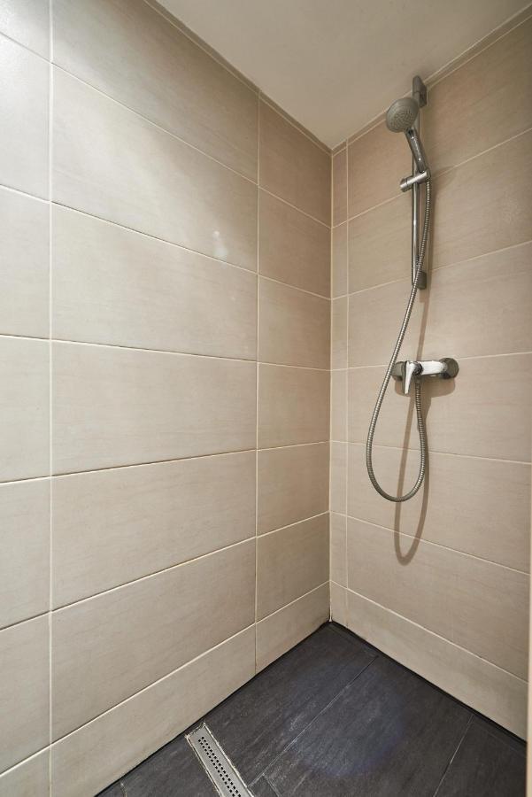 Large Apartment For Groups City Center Dist. VII Будапеща Екстериор снимка