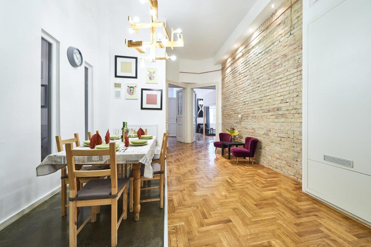 Large Apartment For Groups City Center Dist. VII Будапеща Екстериор снимка