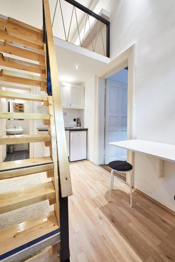 Large Apartment For Groups City Center Dist. VII Будапеща Екстериор снимка