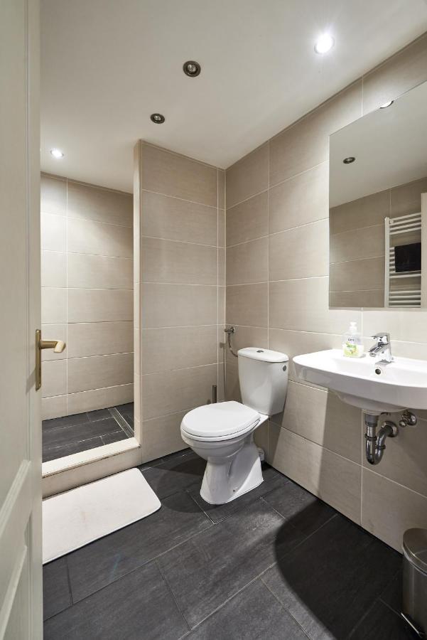 Large Apartment For Groups City Center Dist. VII Будапеща Екстериор снимка