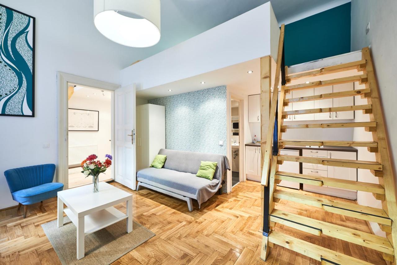 Large Apartment For Groups City Center Dist. VII Будапеща Екстериор снимка